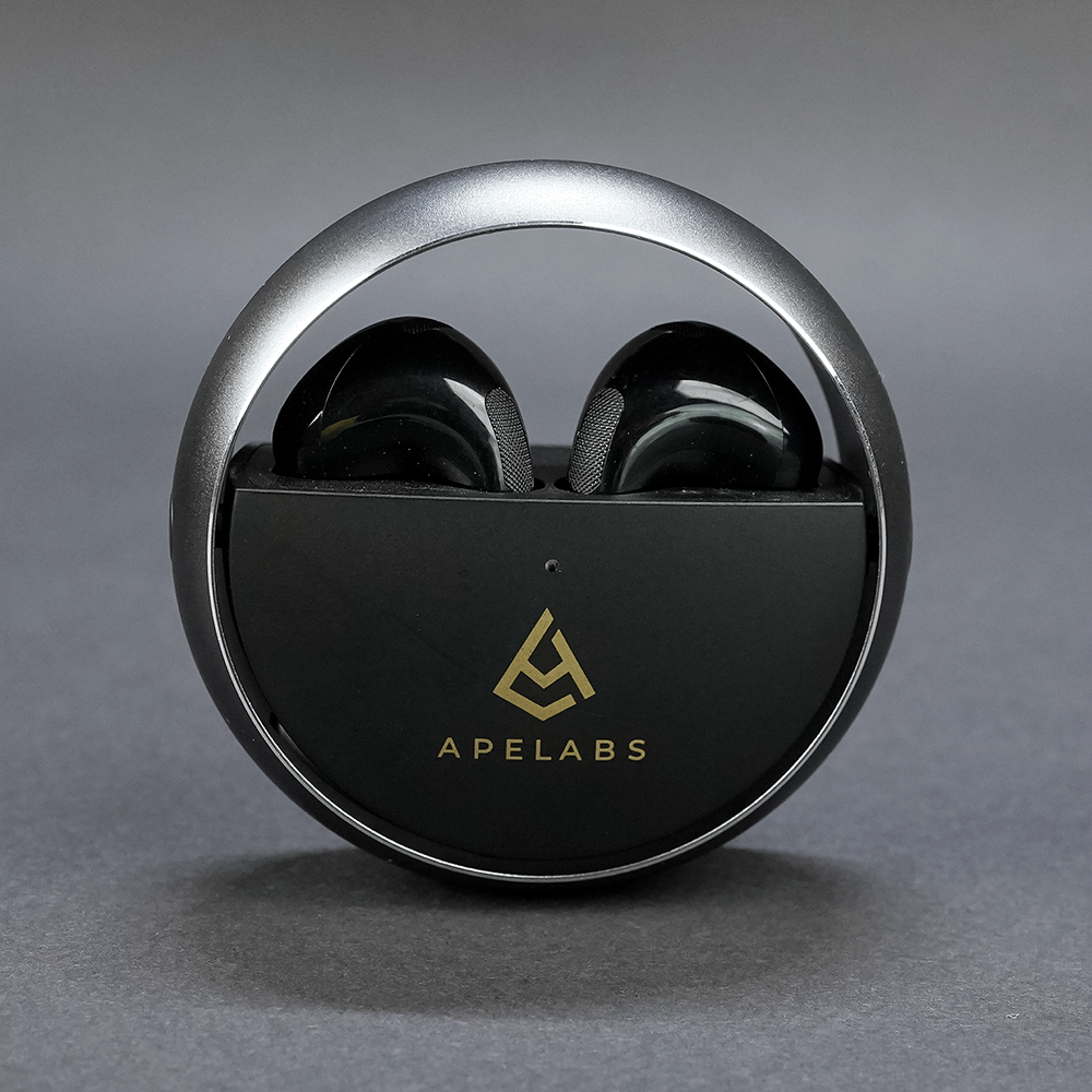 Regal Resonance Bundle: AirSpin now comes with a Leather Case, on the house.